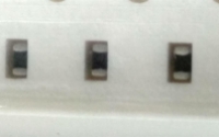 RC0402FR-07820RL